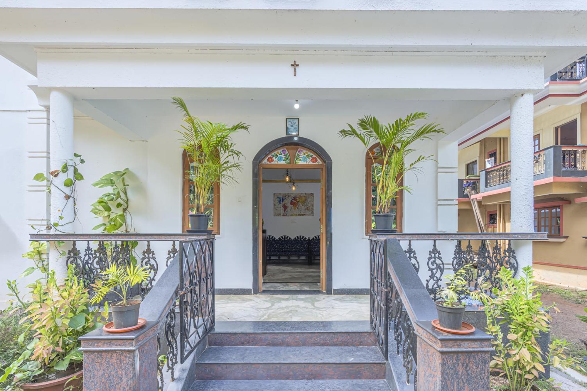 The Sequeira Goa Bed & Breakfast Majorda Exterior photo